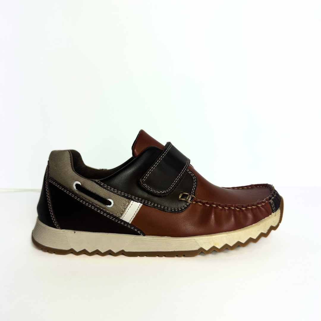 Paquete de 6 pares de mocasin cafe para joven marca Chabelo material sintetico